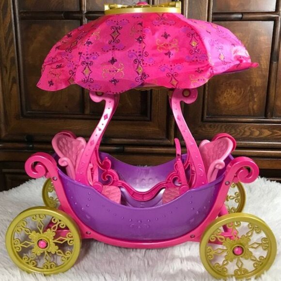 Barbie 2pc Collapsible Convertible Sparkle Hot Air Balloon and Carriage - Picture 2 of 16